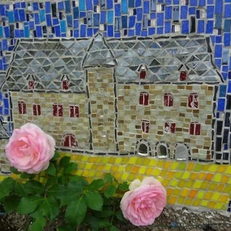 House Le Chateau De Busqueilles 1 *
